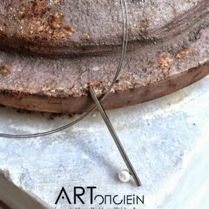 Silver necklace with a pearl Artonomous
